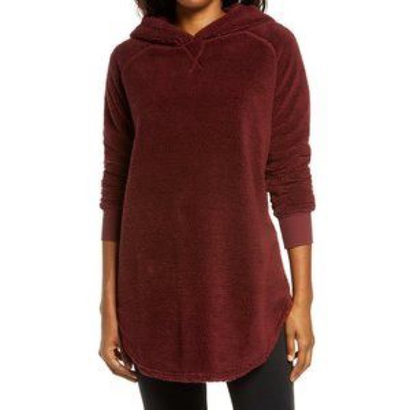 BP Burgandy Port Fuzzy Teddy Style pullover sweater with hood - Picture 1 of 5